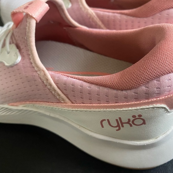RYKA: Ferocity Slip-On Sneaker (Size: 7) NWOT - Picture 3 of 10